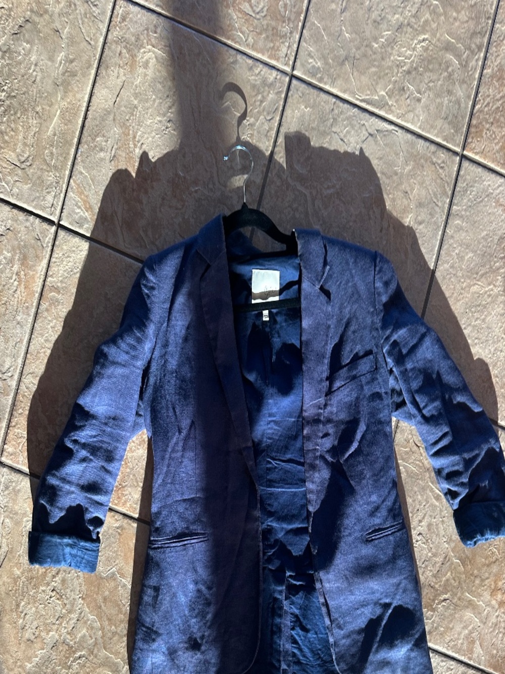 100% linen Joie Navy Buttondown $100